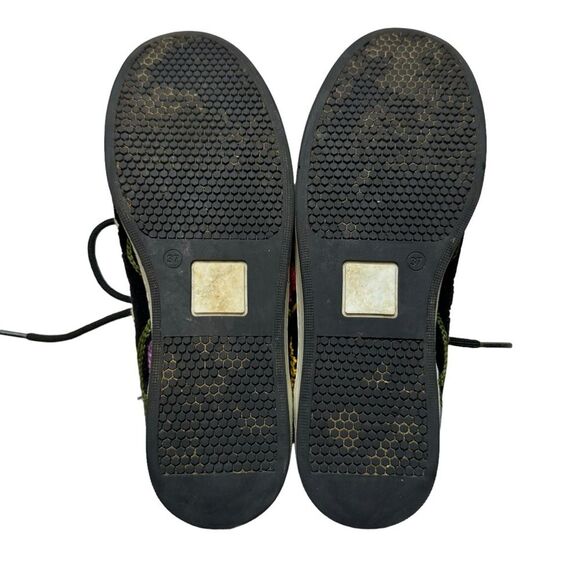 Suzani Women's Embroidered Floral Geometric Design Sneakers Size 37 (6.5-7) - Picture 7 of 7